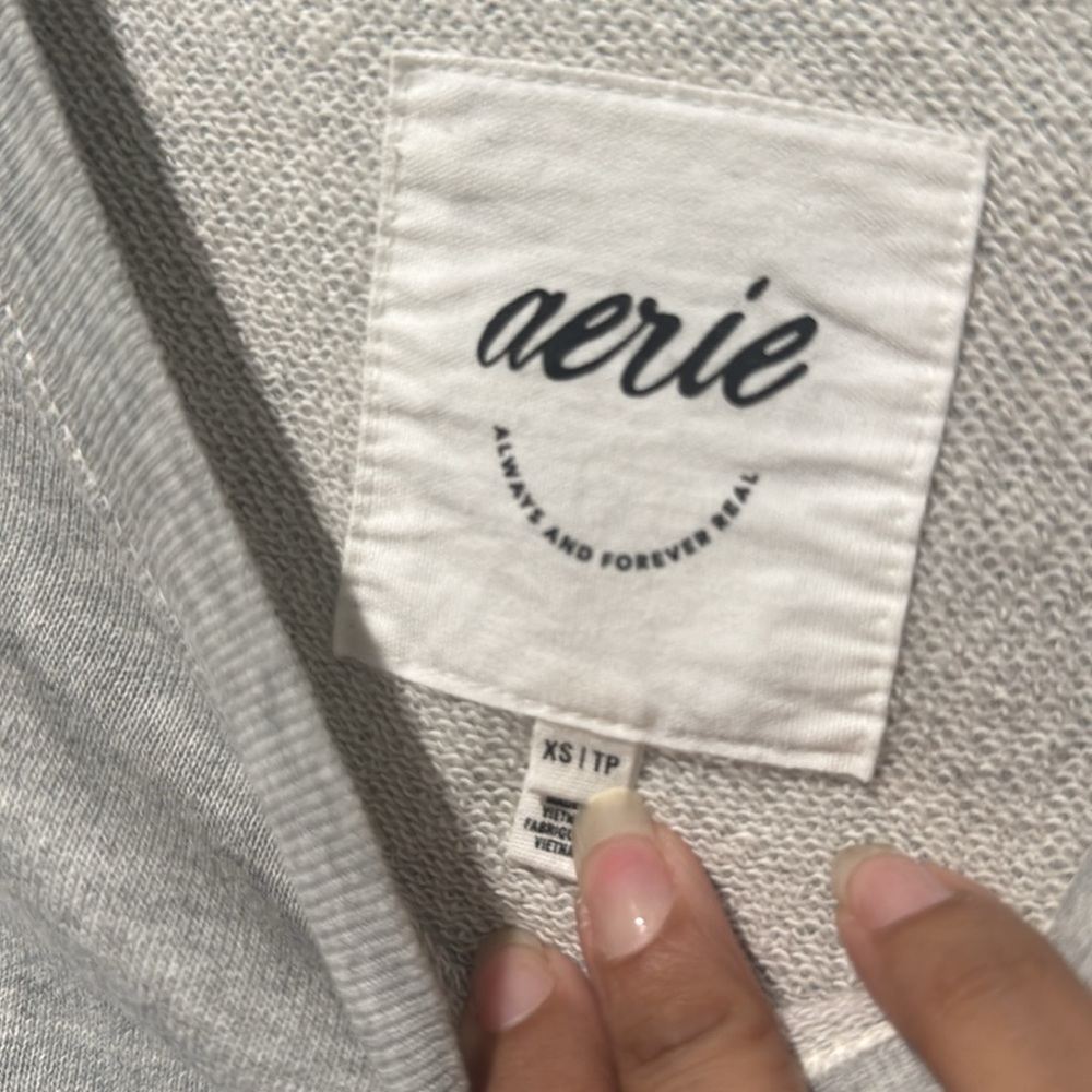 Aerie Women's Sweatshirt Oversized Alumni 3-D Size X-Small Relaxed Fit - Picture 3 of 9